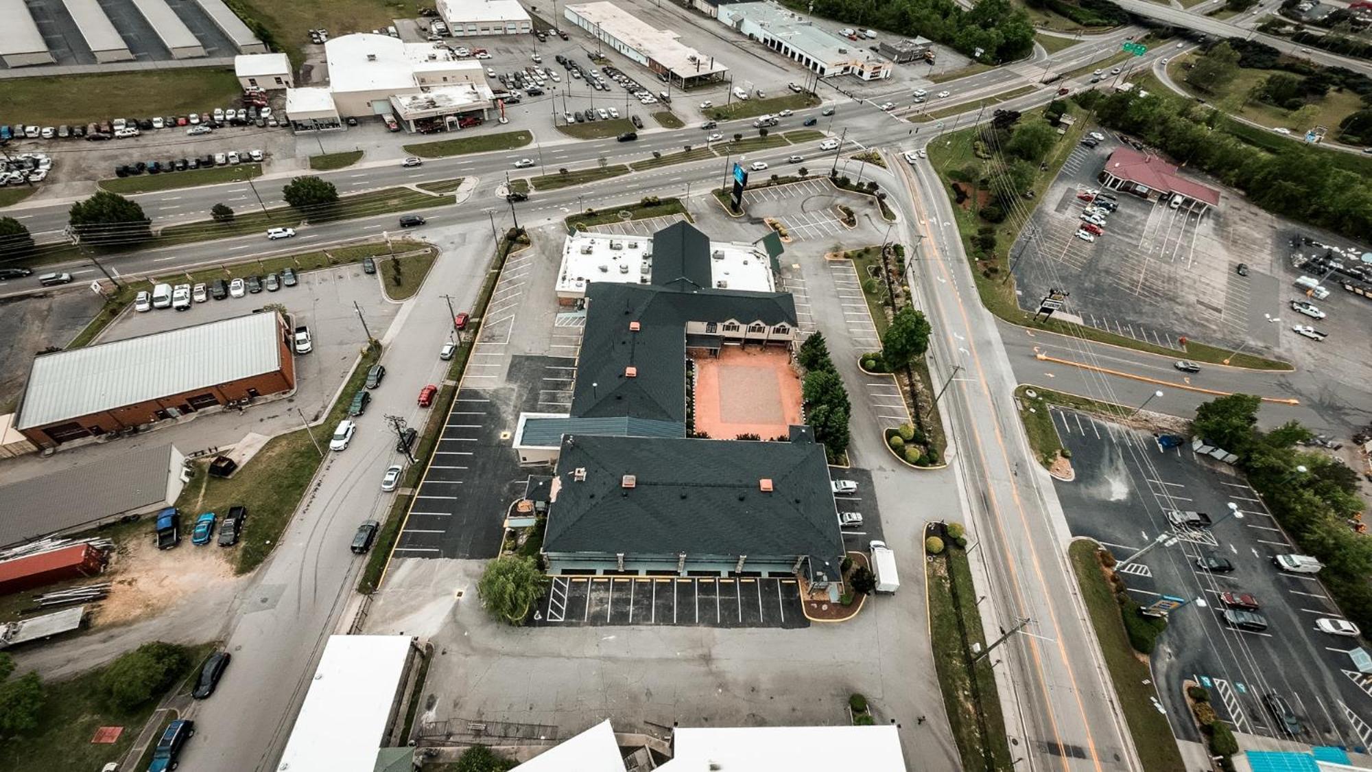 Riverside Inn & Suites By Oyo Danville Ceaser Casino 외부 사진